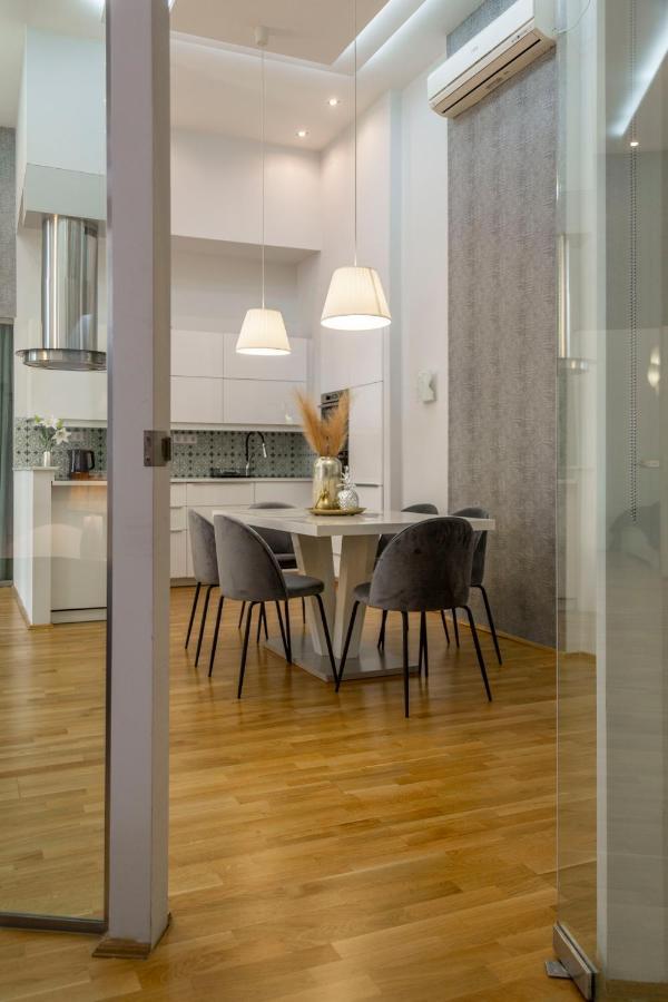 Luxurious & Spacious Downtown Residence In Liszt Ferenc Square 부다페스트 외부 사진