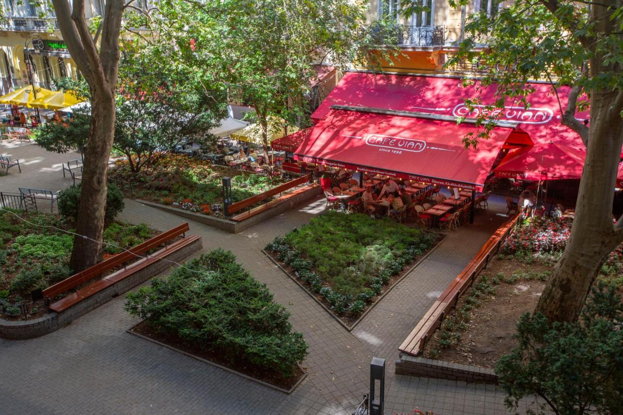 Luxurious & Spacious Downtown Residence In Liszt Ferenc Square 부다페스트 외부 사진